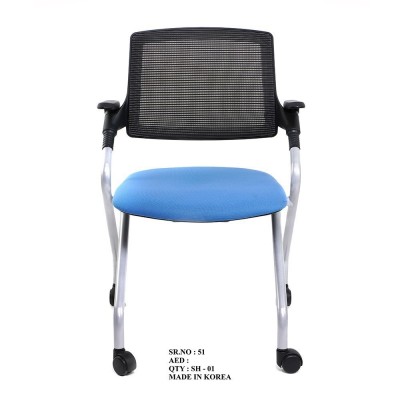 CHAIR FOR TRAINING WITH DESK
